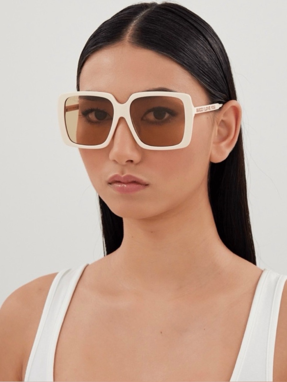 Gucci Cream Frame Brown Lens
Oversized Square Sunglasses!